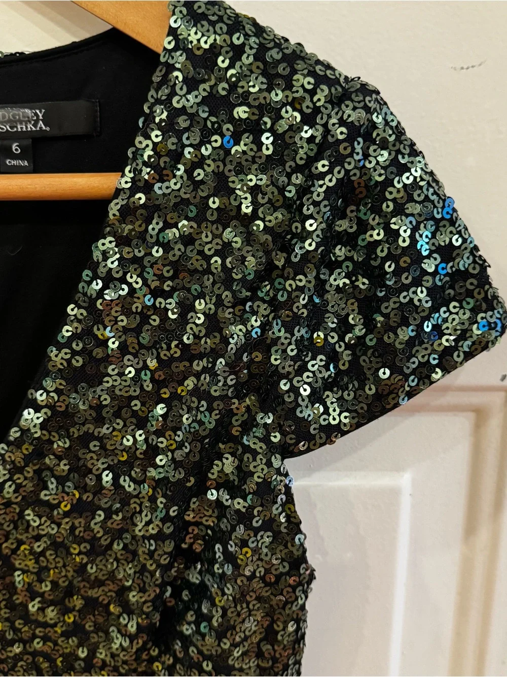 Badgley Mischka Emerald Natasha Sequin Dress Size 6